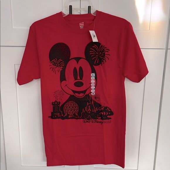 Disney Red Mickey Mouse Men's T-Shirt - Picture 1 of 5
